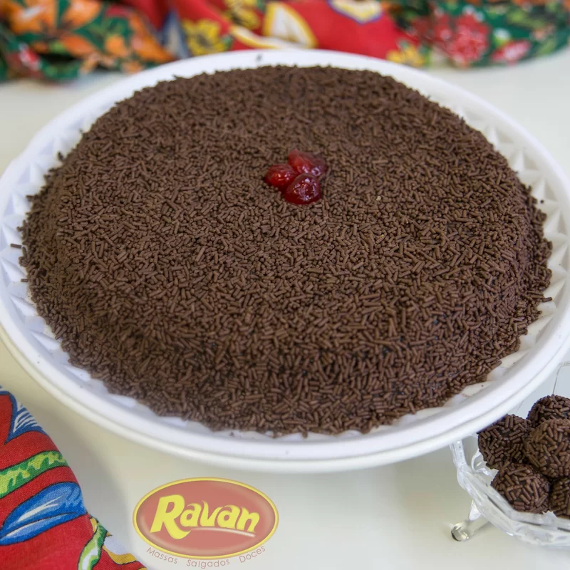 BOLO DE BRIGADEIRO